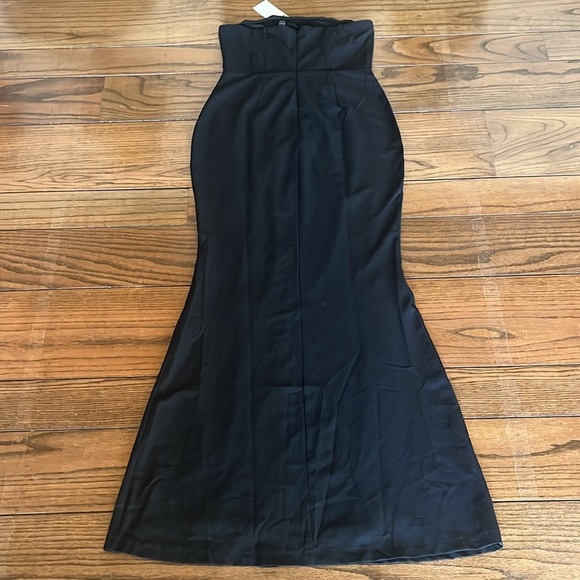 Clubl London Daphne Black Bandeau Corset Thigh Split Maxi Dress Size 6 NWT - Picture 12 of 12